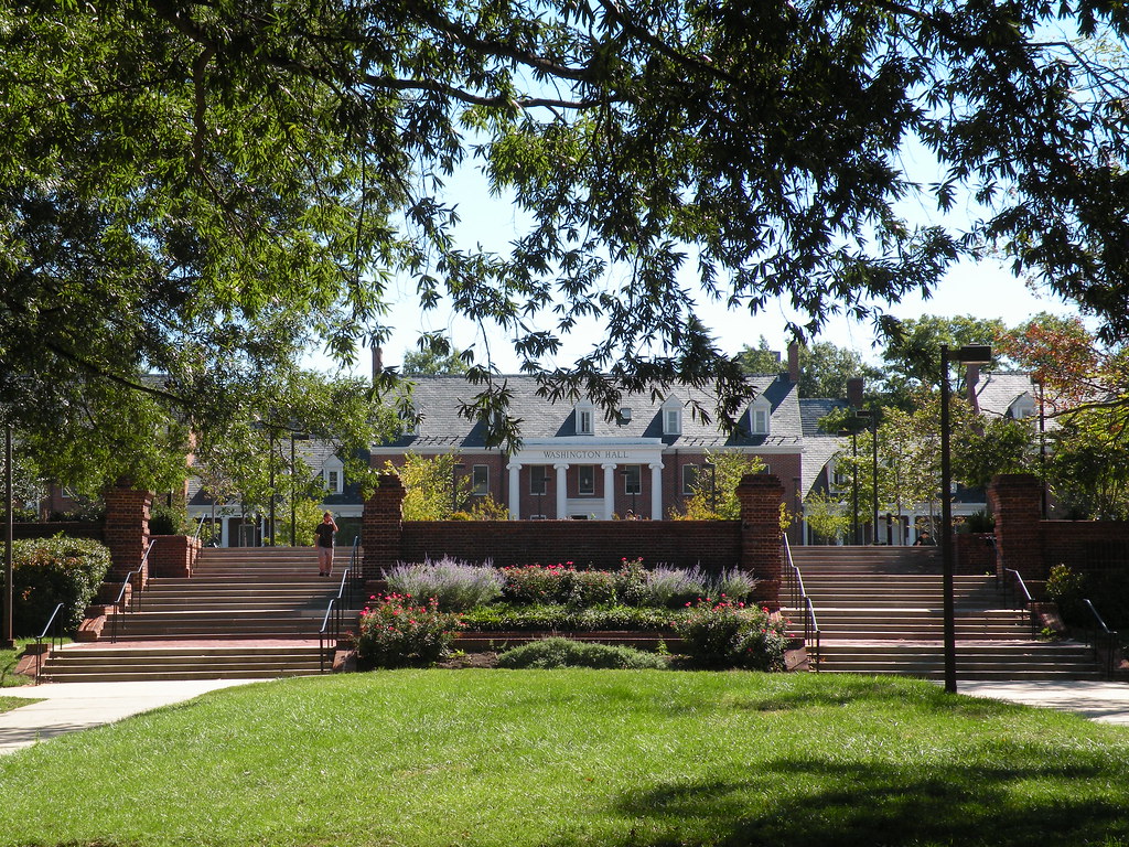 image of university of maryland campus lawn